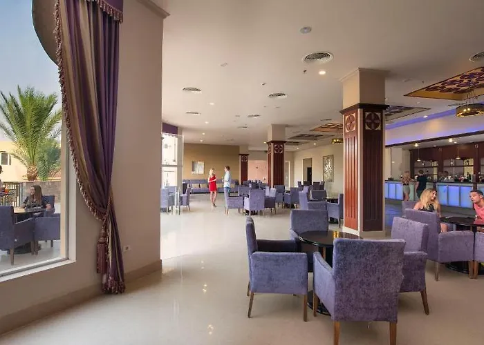 Stella Di Mare Gardens And Otel