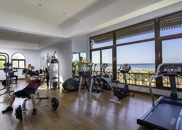 Stella Di Mare Gardens And Otel